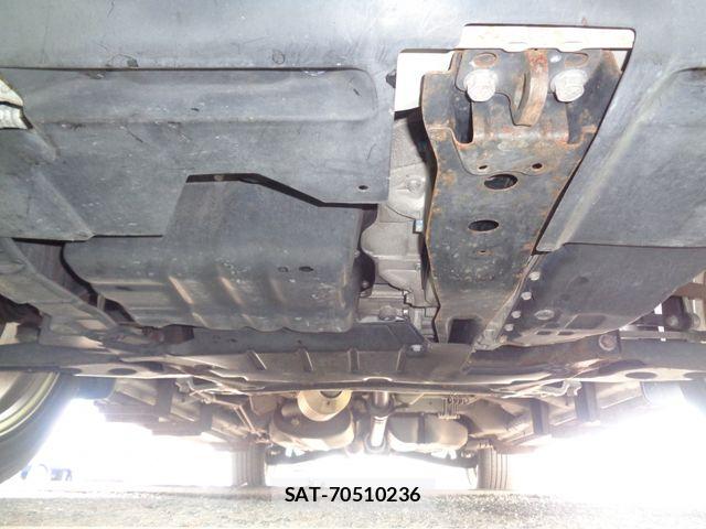 Mitsubishi DELICA 2011-05 8685459-27