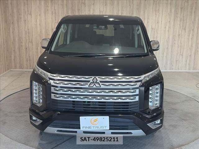 Mitsubishi DELICA 2019-03 8685456-16