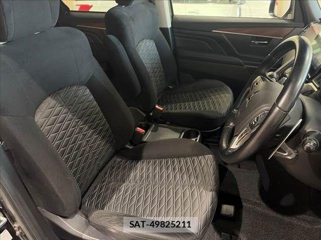 Mitsubishi DELICA 2019-03 8685456-8