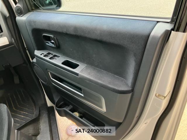 Mitsubishi DELICA 2007-10 8741740-16