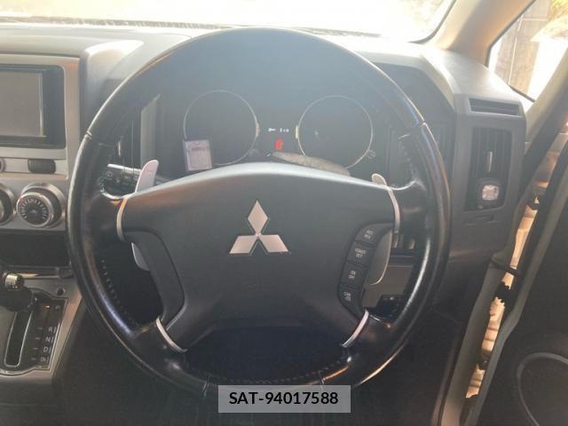 Mitsubishi DELICA 2011-09 8741736-15