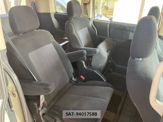 Mitsubishi DELICA 2011-09 8741736-16
