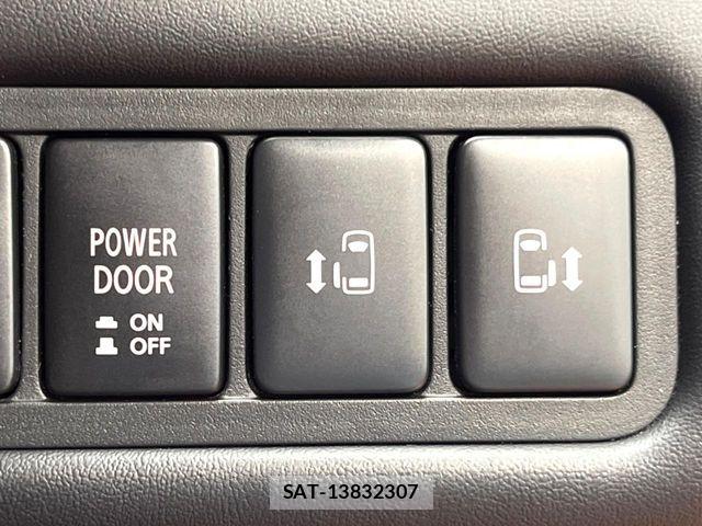 Mitsubishi DELICA 2024-02 8741692-4