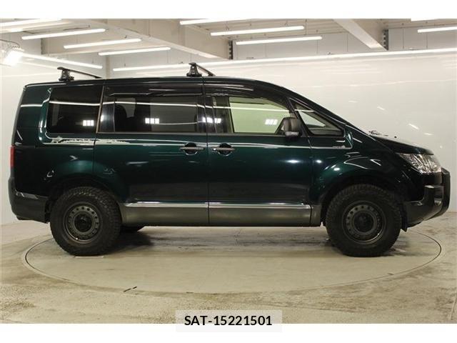 Mitsubishi DELICA 2018-08 8741720-5