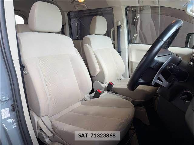 Mitsubishi DELICA 2013-10 8741725-9
