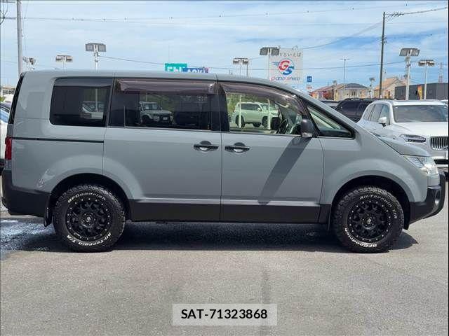 Mitsubishi DELICA 2013-10 8741725-17