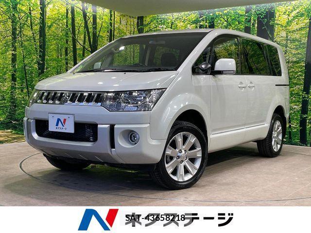 Mitsubishi DELICA 2018-01 8741723-0
