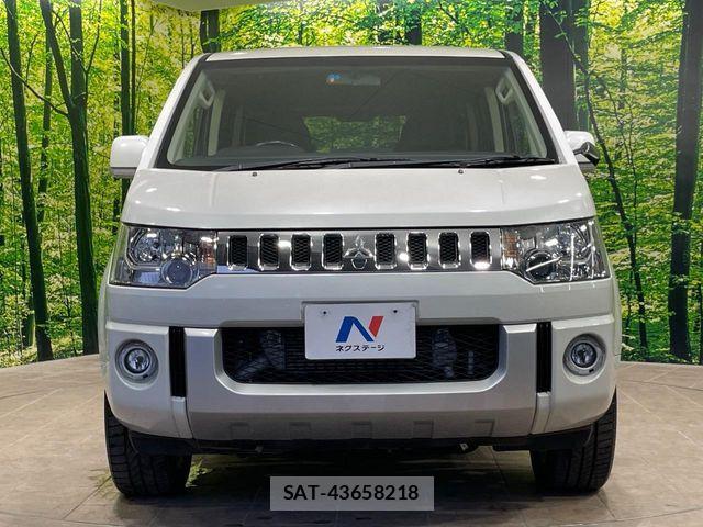 Mitsubishi DELICA 2018-01 8741723-14