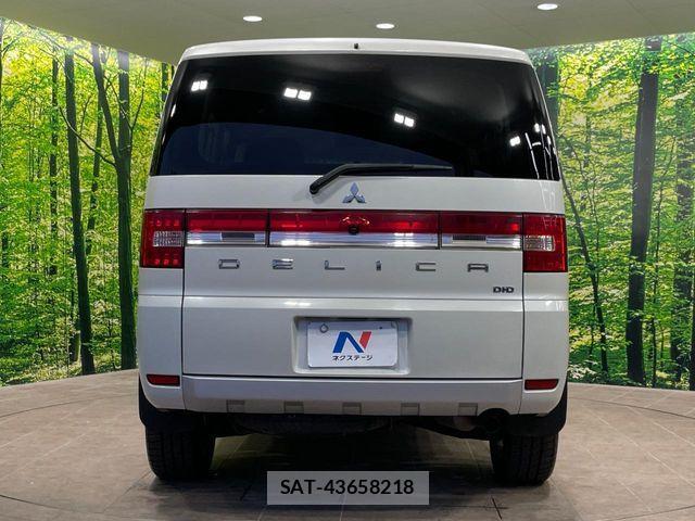 Mitsubishi DELICA 2018-01 8741723-15