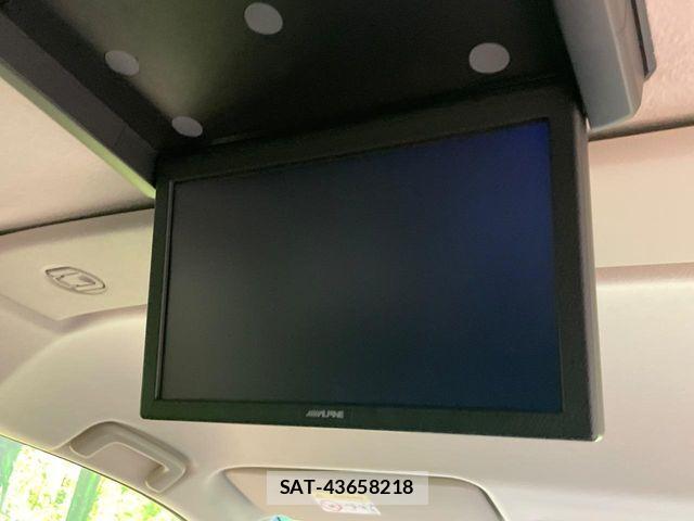Mitsubishi DELICA 2018-01 8741723-2