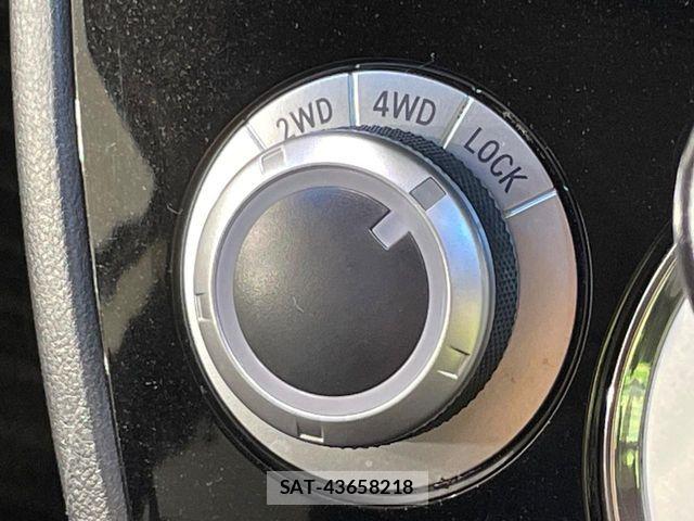 Mitsubishi DELICA 2018-01 8741723-3