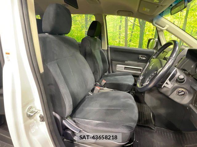 Mitsubishi DELICA 2018-01 8741723-7