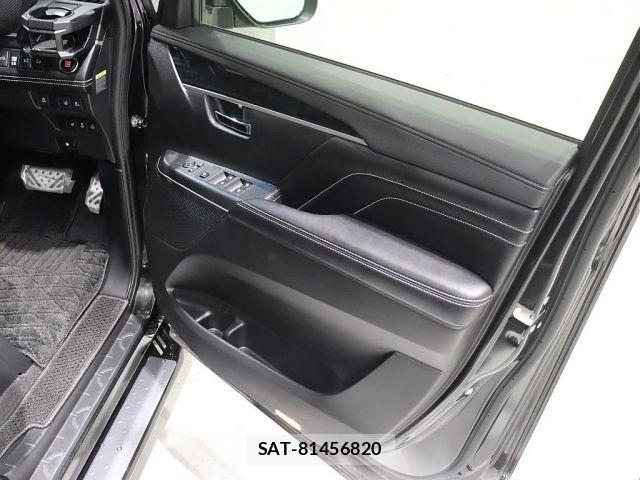 Mitsubishi DELICA 2024-01 8741689-5