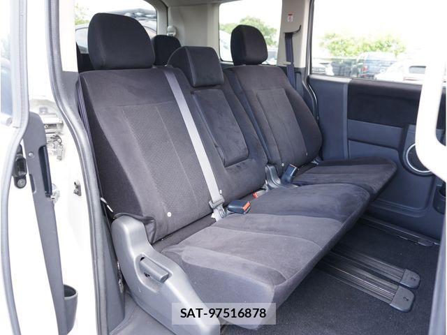 Mitsubishi DELICA 2018-04 8741721-11