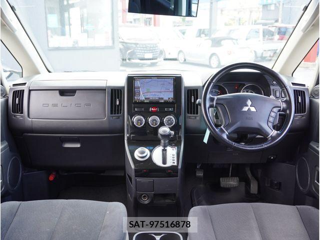 Mitsubishi DELICA 2018-04 8741721-27
