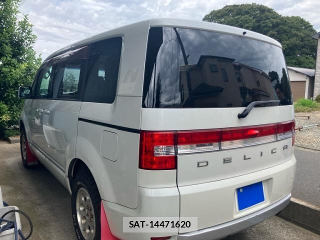 Mitsubishi DELICA 2011-10 8741737-10