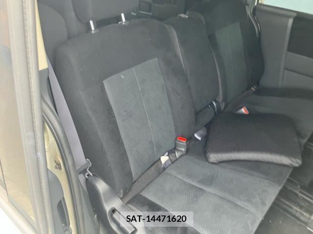 Mitsubishi DELICA 2011-10 8741737-15