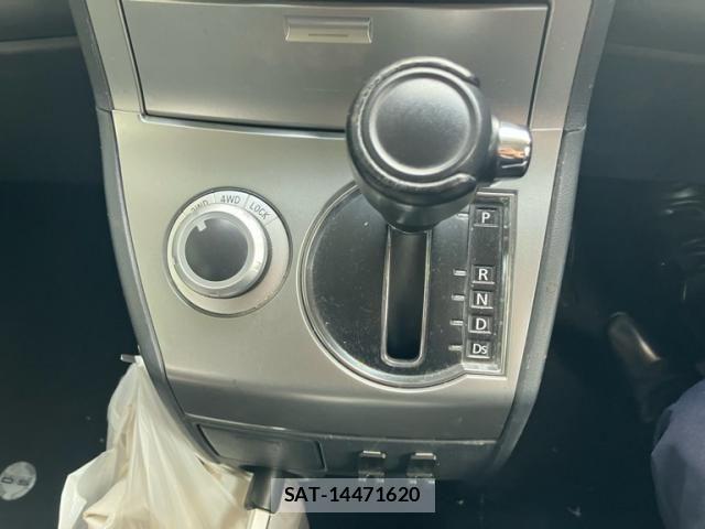 Mitsubishi DELICA 2011-10 8741737-23
