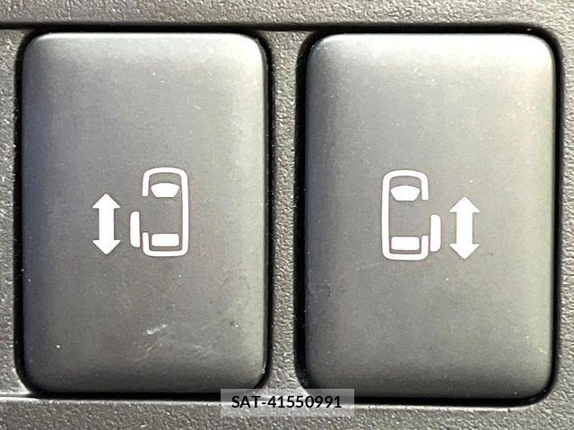 Mitsubishi DELICA 2024-07 8741693-4