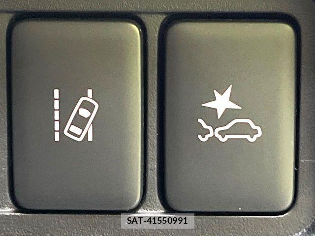 Mitsubishi DELICA 2024-07 8741693-5