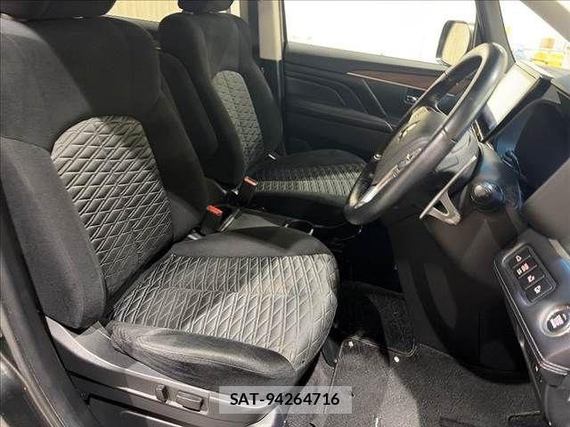 Mitsubishi DELICA 2019-03 8741718-9