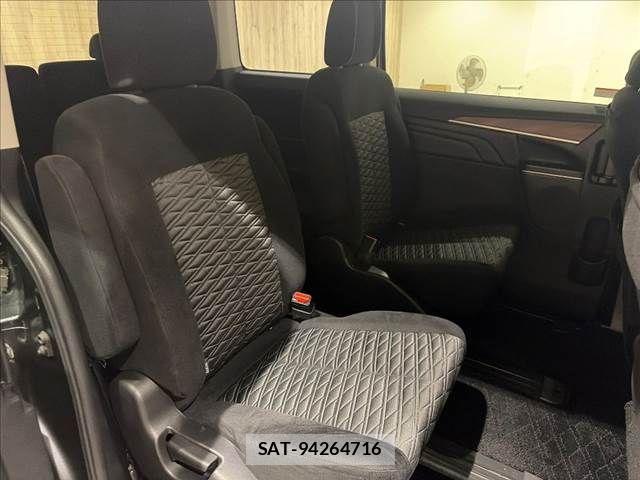 Mitsubishi DELICA 2019-03 8741718-10