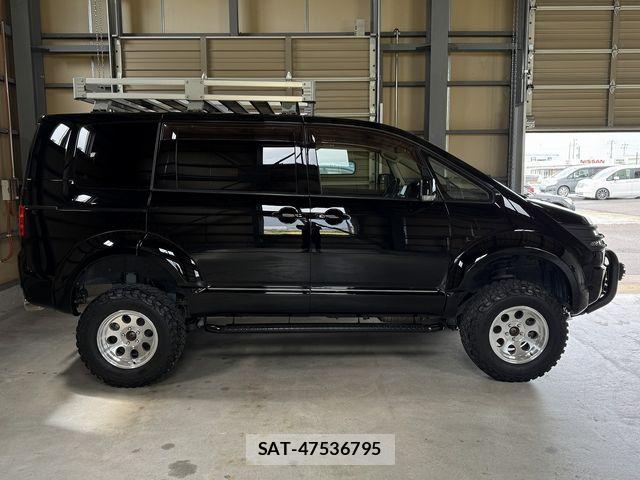 Mitsubishi DELICA 2013-05 8741722-5