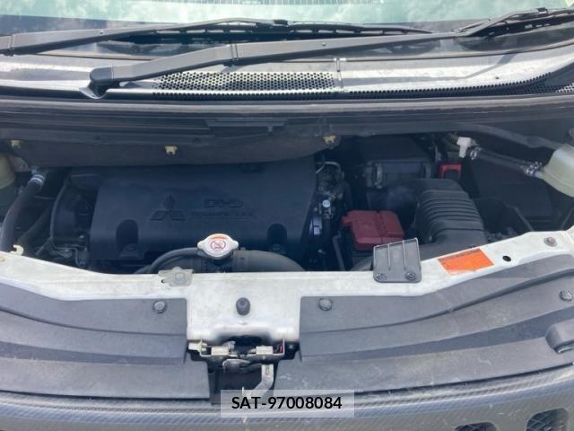 Mitsubishi DELICA 2014-09 8741729-12