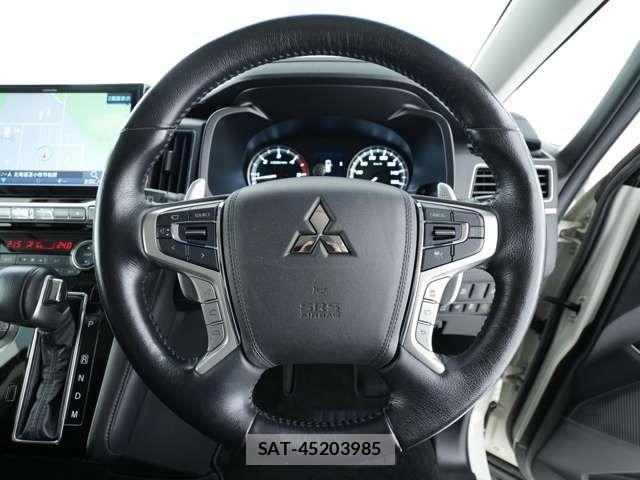 Mitsubishi DELICA 2021-08 8741715-13