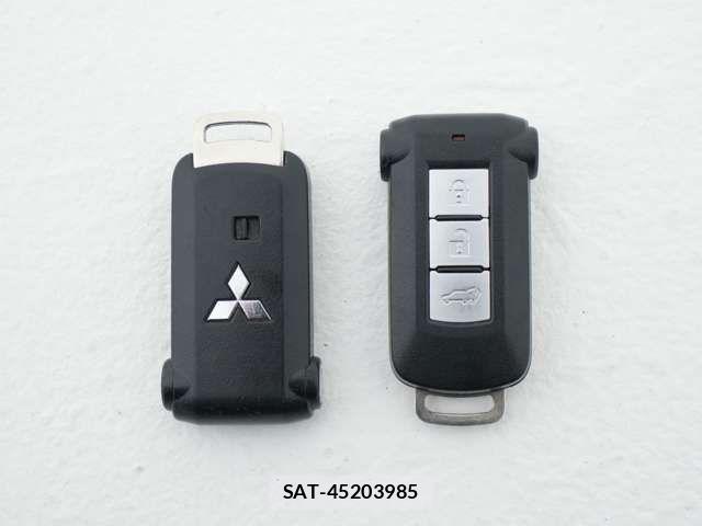 Mitsubishi DELICA 2021-08 8741715-18