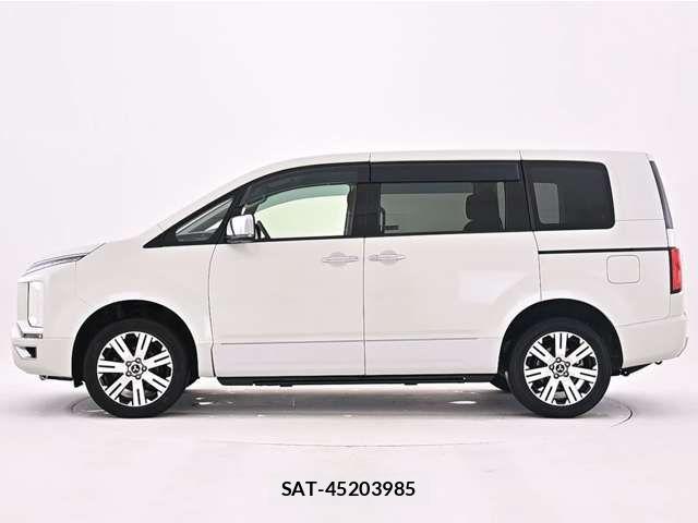 Mitsubishi DELICA 2021-08 8741715-2
