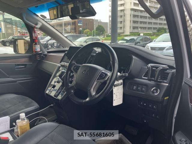 Mitsubishi DELICA 2022-09 8741701-14