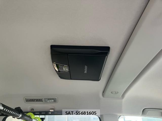 Mitsubishi DELICA 2022-09 8741701-17
