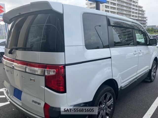 Mitsubishi DELICA 2022-09 8741701-5