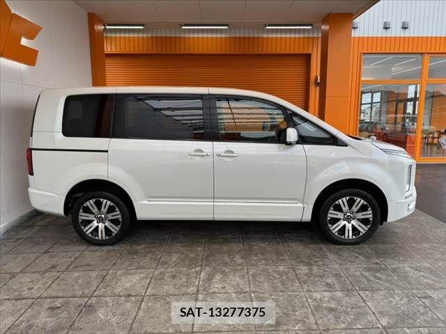 Mitsubishi DELICA 2019-03 8741724-10