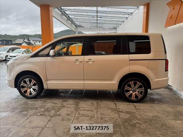 Mitsubishi DELICA 2019-03 8741724-11