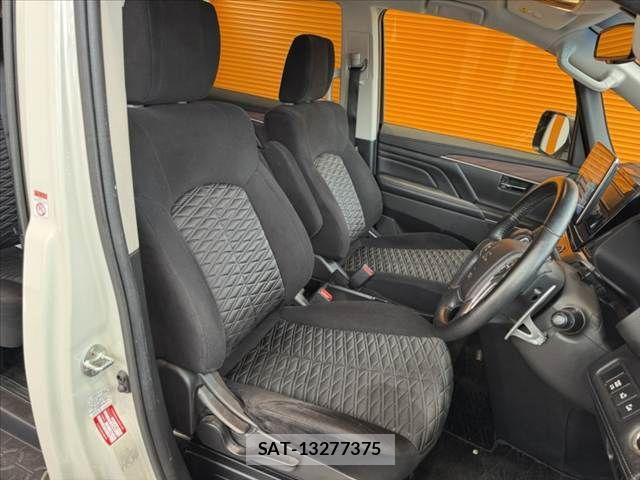 Mitsubishi DELICA 2019-03 8741724-15