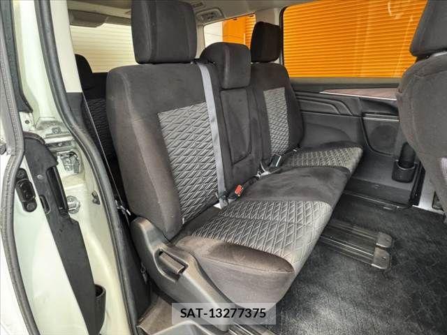 Mitsubishi DELICA 2019-03 8741724-16