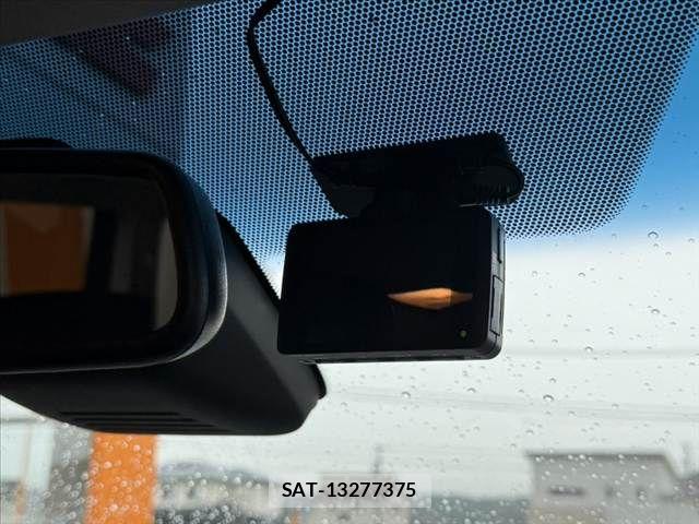 Mitsubishi DELICA 2019-03 8741724-4