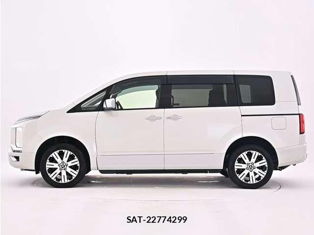 Mitsubishi DELICA 2021-08 8741705-2