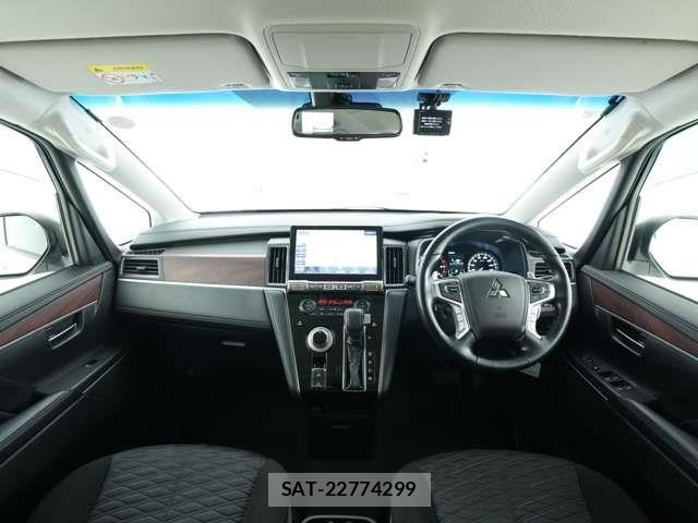 Mitsubishi DELICA 2021-08 8741705-5
