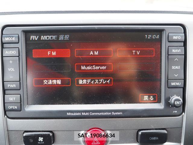 Mitsubishi DELICA 2008-09 8741735-14