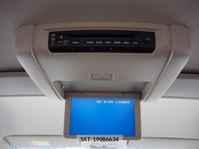Mitsubishi DELICA 2008-09 8741735-16