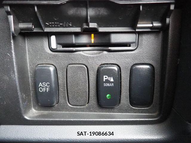 Mitsubishi DELICA 2008-09 8741735-17