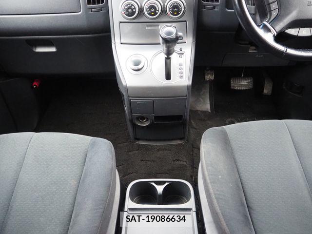 Mitsubishi DELICA 2008-09 8741735-18