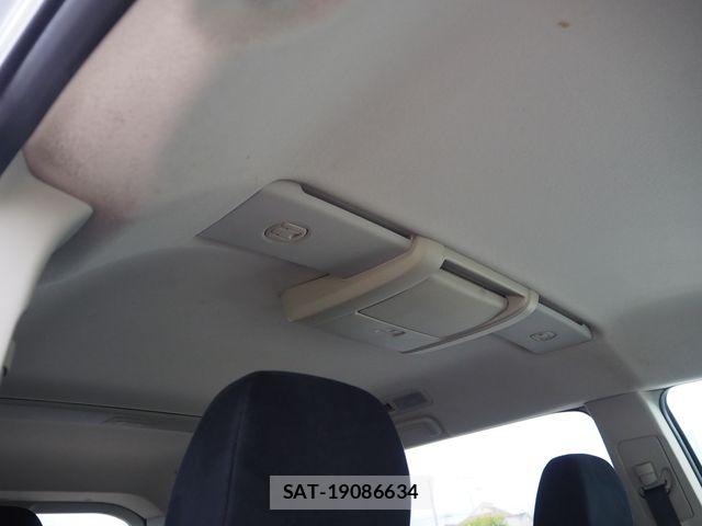 Mitsubishi DELICA 2008-09 8741735-23