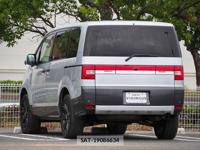 Mitsubishi DELICA 2008-09 8741735-2