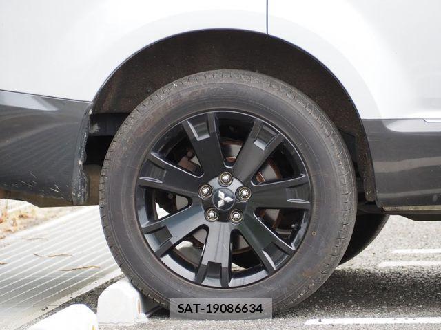 Mitsubishi DELICA 2008-09 8741735-6
