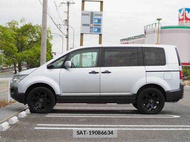 Mitsubishi DELICA 2008-09 8741735-8