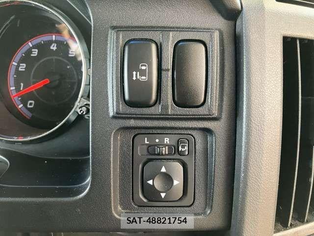 Mitsubishi DELICA 2007-09 8741730-12